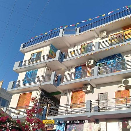 Orchid Hostel And Hotel Tapovan Экстерьер фото