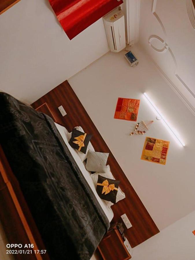 Orchid Hostel And Hotel Tapovan Экстерьер фото